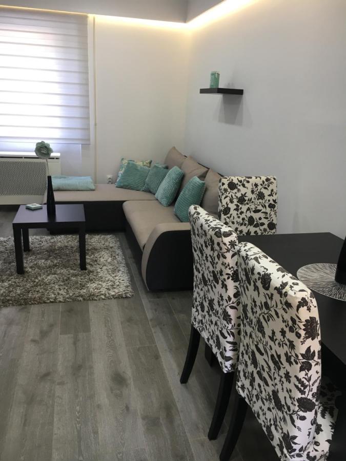 Apartman Mercedes Сегед Екстер'єр фото